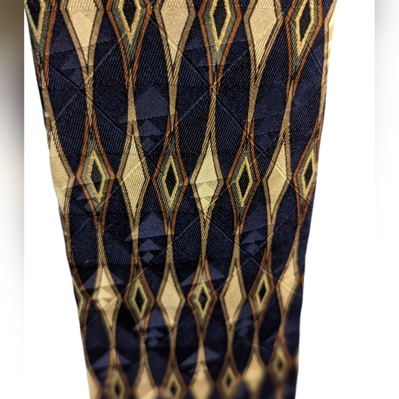 ZIGGURAT Longs Mulberry Neckwear Mens Designer Ties 100% Silk. Made in USA - Picture 8 of 11